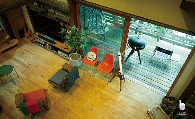 Living room & Wood deck